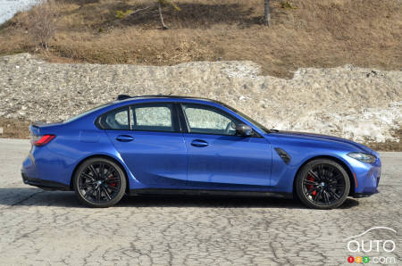 BMW M3 Competition xDrive 2022, profil